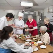 在养老院中担任餐厅服务员的人员是否必须具备特定的职业技能或经验背景？如果是的话这些职业技能与服务老年人有什么关系？