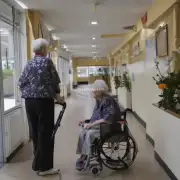 耀阳养老服务中心是否接受老年人入住？