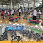 深圳市针对老年人群推出了什么类型的健身课程以及运动器材供应设施作为辅助手段帮助他们在日常生活中保持身体健康状况良好么？