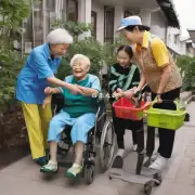 社区是如何安排志愿者来照料老人帮助他们在社会生活中保持积极态度和活力的?
