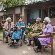 如何有效地解决社区居家养老中心服务范围不全的问题?